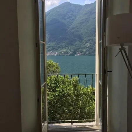 Giudici - 4 Mosaico Apartament Nesso